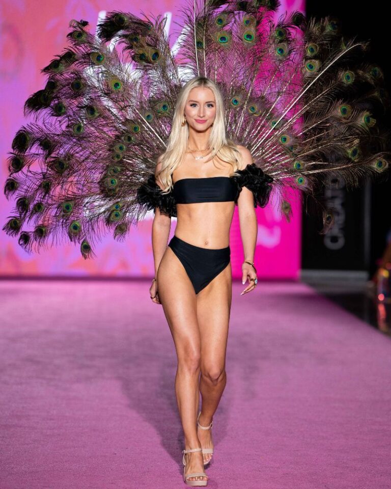 miami-swim-week-runway-show