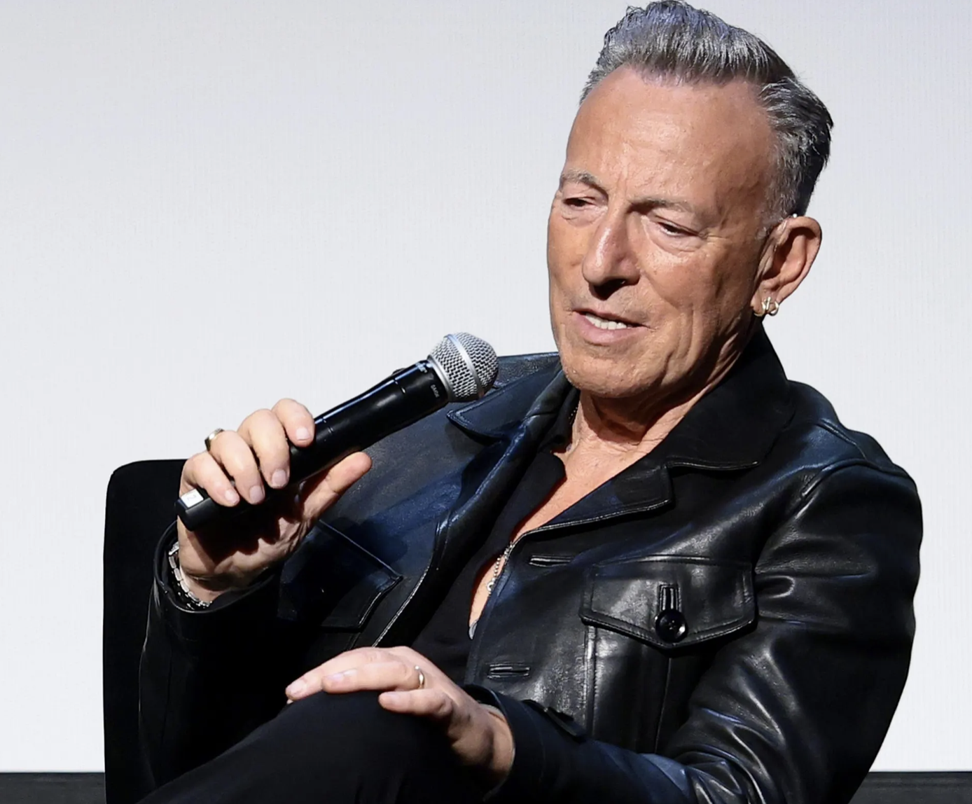 Bruce Springsteen Honoured at Tribeca Festival's 25th Anniversary  Celebration - Miami Palm Beach Today